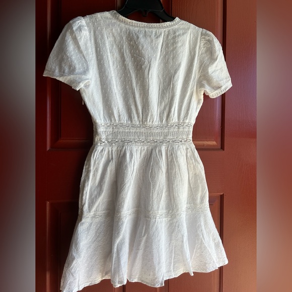 Reason for selling: Gift that wasn’t my size - Picture 4 of 7